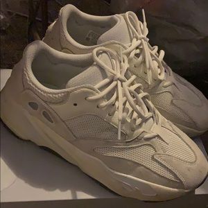 Yeezy 700